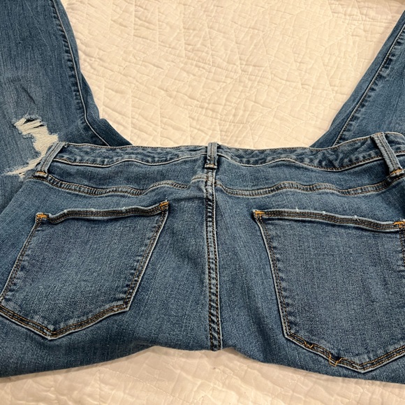 Universal Threads Stretchy Ripped 👖 - Picture 7 of 7